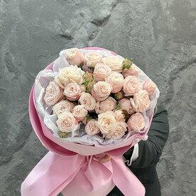 Букет пионовидная кустовая роза
