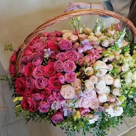 Корзина из роз