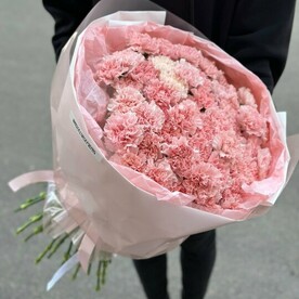 Монобукет из 47и гвоздик