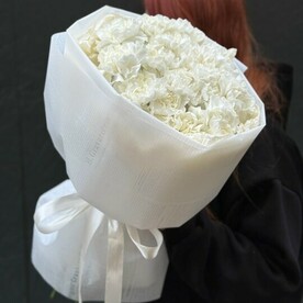Букет из 15и белых диантусов