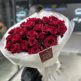 Монобукет из красных роз
