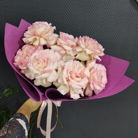 Французские розовые розы, 7 шт