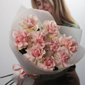 Букет из 9 розовых французских роз