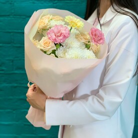 Хризантема кустовая, Роза кустовая, Гербера, Лизиантус Эустома, Упаковка
