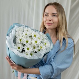 Круглый букет из Хризантем