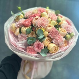 Авторский в нежных оттенках