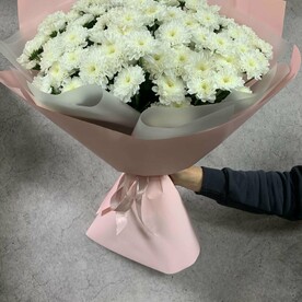Букет кустовых хризантем