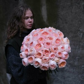 Пионовидные розы Juliet