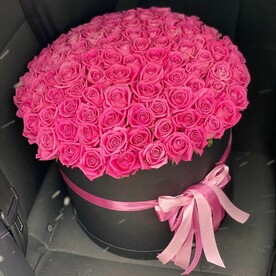 Роза аква, Флористическая губка, Шляпная коробка