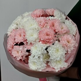 Букет кустовых хризантем