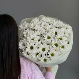 Букет из кустовых хризантем