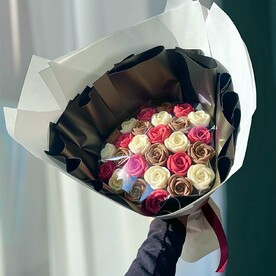 Букет из шоколадных роз 27 шт