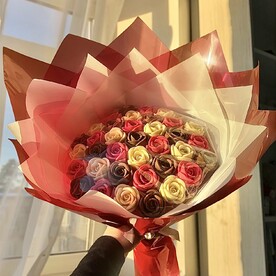 Букет из 37 шоколадных роз «Муза»