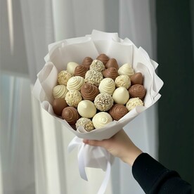 Букет клубники в шоколаде 27 шт