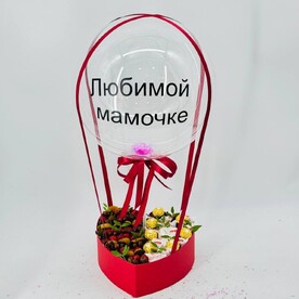 Букет с шаром баблс из сухофруктов для мамы