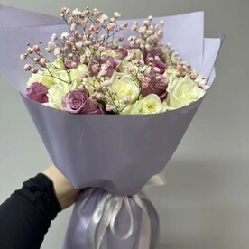 Букет с кенийскими розами