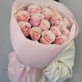 Монобукет 15 роз Pink Mondial