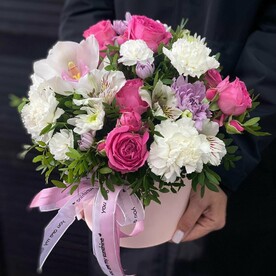 Цветы в коробке