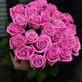 Букет из 25 розовых роз 50 см
