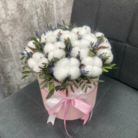 Коробка с хлопком и лавандой