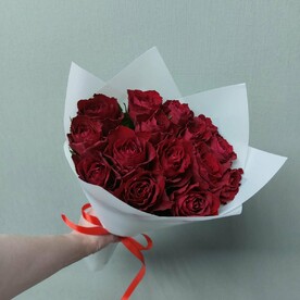 "Красный рубин" букет с красными розами