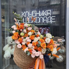 Сборный букет в корзине "Персеида"