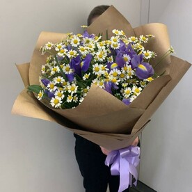 Bouquet 4 летний с ромашками и ирисами