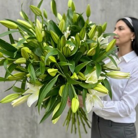 Лилия шт, шт, Аквабокс шт, Подкормка для цветов шт, Инструкция по уходу шт