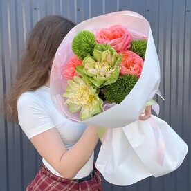 Невероятный букет «Экзотик» из необычных сортов роз