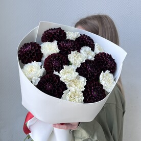 Невероятные Георгины с гвоздиками
