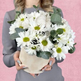 Коробка из хризантем