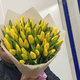 Букет из тюльпанов