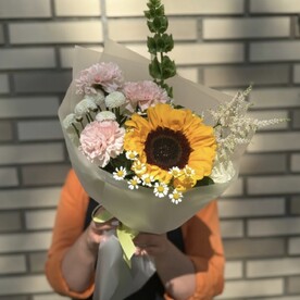 Диантус шт, Подсолнух шт, Сантини шт, Зелень шт, Ромашка шт, Упаковка шт