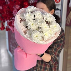 Букет из 3 белых хризантем