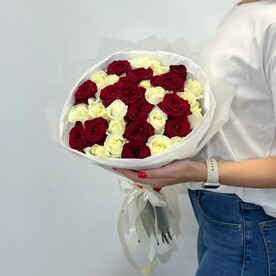 ⭐⭐⭐⭐⭐Букет "Фестиваль" 35 красных и белых роз