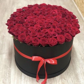Розы в коробке