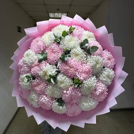 Букет из 37 крымских хризантем с эвкалиптом 😍