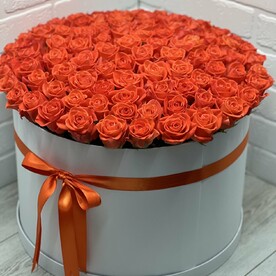 Роза вау, Флористическая губка, Шляпная коробка
