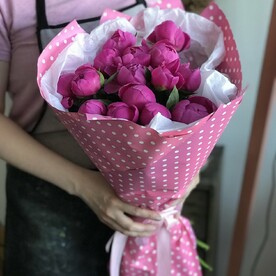 Букет из 15 пионов