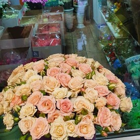 Цветы в коробке