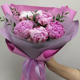 Букетик из 5 пионов❤