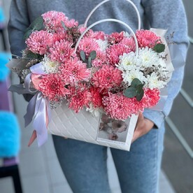 Хризантемы в коробке