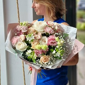 Роза, Диантус, Роза кустовая, Лизиантус Эустома, Упак, Дизайнерская упаковка