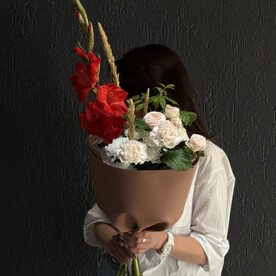 Хризантема шт, Гвоздика шт, Гладиолус шт, Сухоцветы шт, Роза кустовая шт, Упаковка шт, Тишью шт, шт