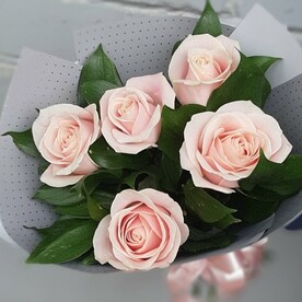 Букет нежно-розовых роз