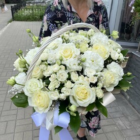 Корзина цветов «Эмма»