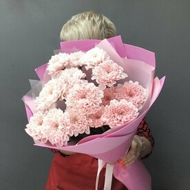 Букет коралловых хризантем