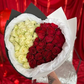 51 Кенийская роза в виде сердца