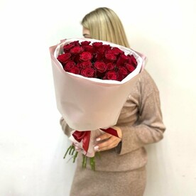 Букет 25 роз Красных Кения 50 см
