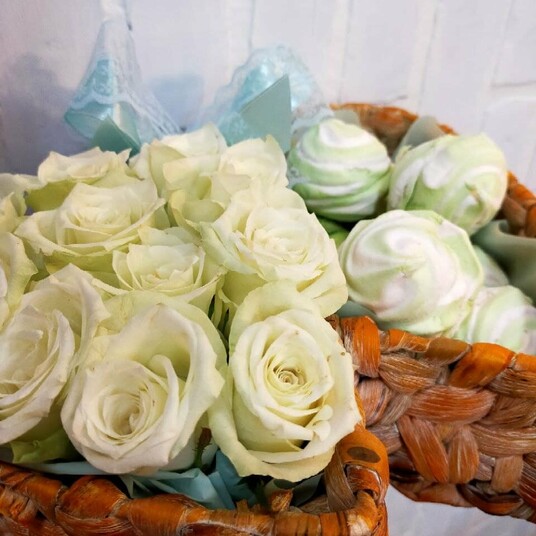 Доставка цветов в Санкт-Петербурге, заказ букетов с доставкой на дом ...